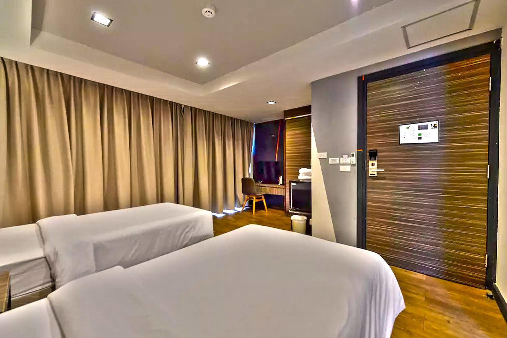 H2 Hotel Bangkok Exterior foto