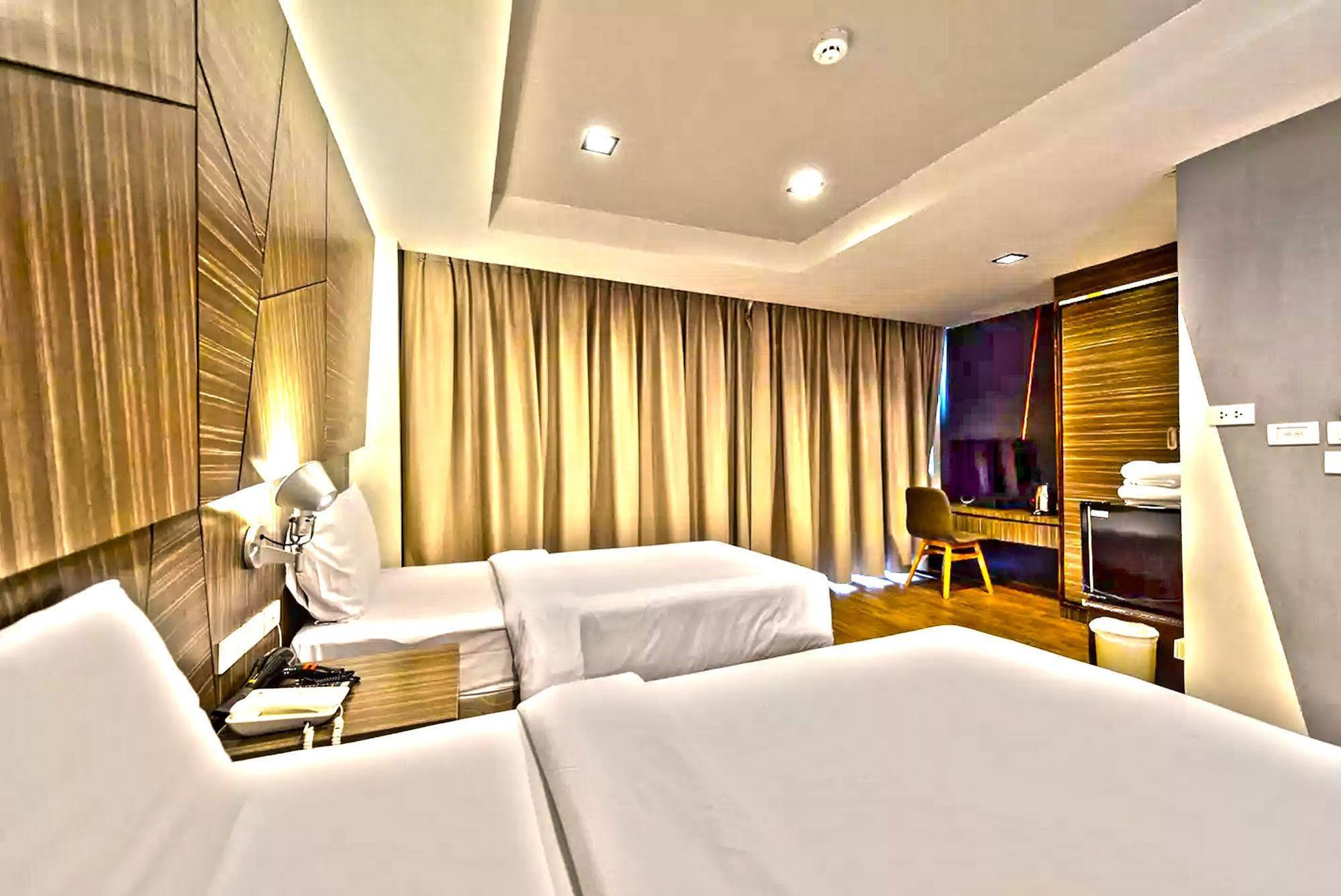 H2 Hotel Bangkok Exterior foto